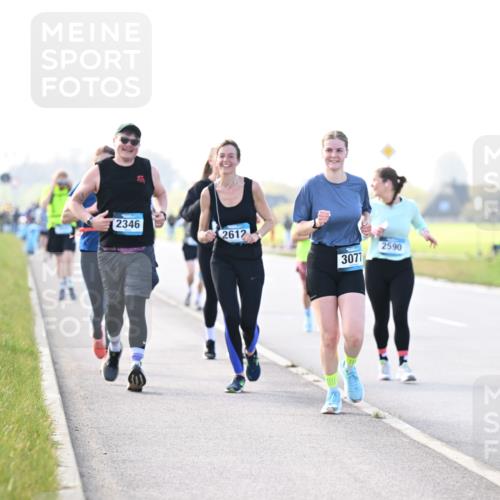 12.04.2026 - 45. Internationalen Wilhelmsburger Insellauf Dr. Thomas Lammeyer http://msf.ph/oto/9449147 12.04.2026 10:37:41 Laufen 2346, 2612, 3077, 2590 meine-sportfotos.de