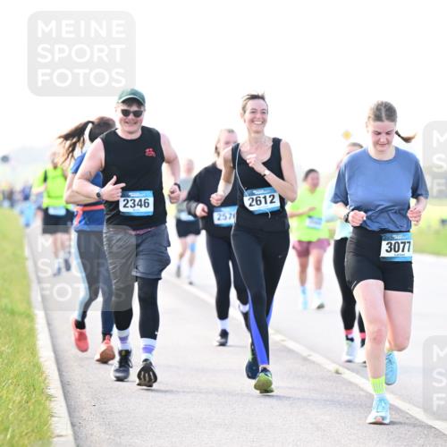 12.04.2026 - 45. Internationalen Wilhelmsburger Insellauf Dr. Thomas Lammeyer http://msf.ph/oto/9449156 12.04.2026 10:37:42 Laufen 2346, 2576, 2612, 3077 meine-sportfotos.de
