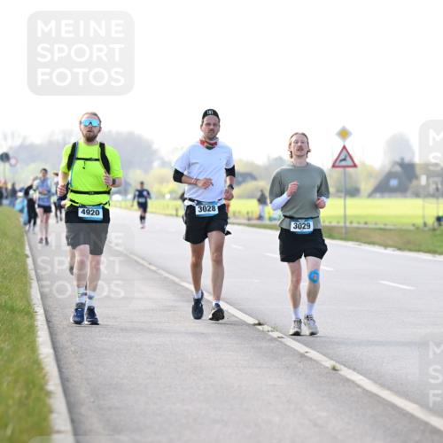 12.04.2026 - 45. Internationalen Wilhelmsburger Insellauf Dr. Thomas Lammeyer http://msf.ph/oto/9449188 12.04.2026 10:37:48 Laufen 161, 4920, 3028, 3029 meine-sportfotos.de