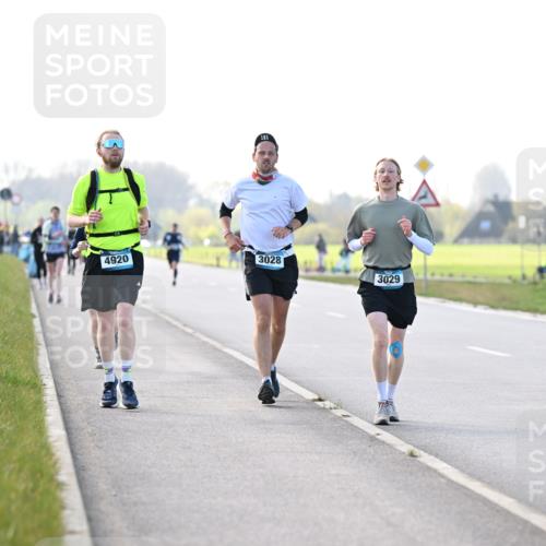 12.04.2026 - 45. Internationalen Wilhelmsburger Insellauf Dr. Thomas Lammeyer http://msf.ph/oto/9449191 12.04.2026 10:37:49 Laufen 161, 4920, 3028, 3029 meine-sportfotos.de