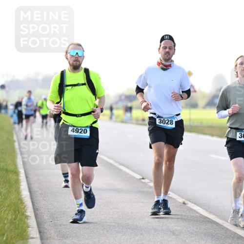 12.04.2026 - 45. Internationalen Wilhelmsburger Insellauf Dr. Thomas Lammeyer http://msf.ph/oto/9449213 12.04.2026 10:37:51 Laufen 161, 4920, 3028, 3029 meine-sportfotos.de