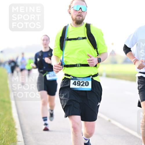 12.04.2026 - 45. Internationalen Wilhelmsburger Insellauf Dr. Thomas Lammeyer http://msf.ph/oto/9449227 12.04.2026 10:37:54 Laufen 161, 4920, 3028 meine-sportfotos.de