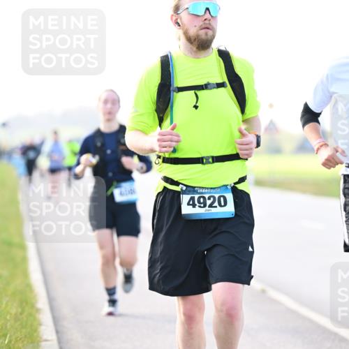 12.04.2026 - 45. Internationalen Wilhelmsburger Insellauf Dr. Thomas Lammeyer http://msf.ph/oto/9449228 12.04.2026 10:37:54 Laufen 4920, 3028 meine-sportfotos.de