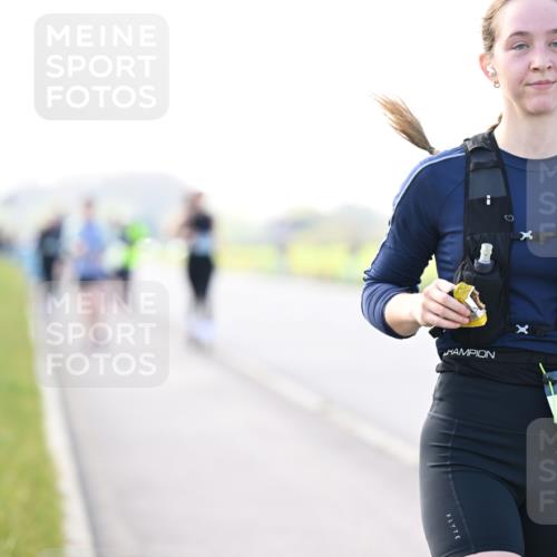 12.04.2026 - 45. Internationalen Wilhelmsburger Insellauf Dr. Thomas Lammeyer http://msf.ph/oto/9449244 12.04.2026 10:37:57 Laufen 45, 408 meine-sportfotos.de