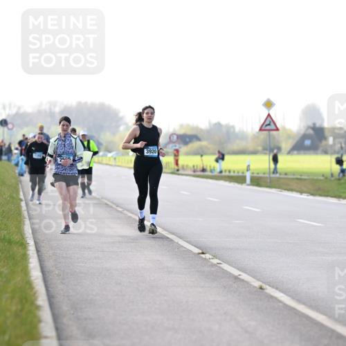 12.04.2026 - 45. Internationalen Wilhelmsburger Insellauf Dr. Thomas Lammeyer http://msf.ph/oto/9449250 12.04.2026 10:37:59 Laufen 3920 meine-sportfotos.de