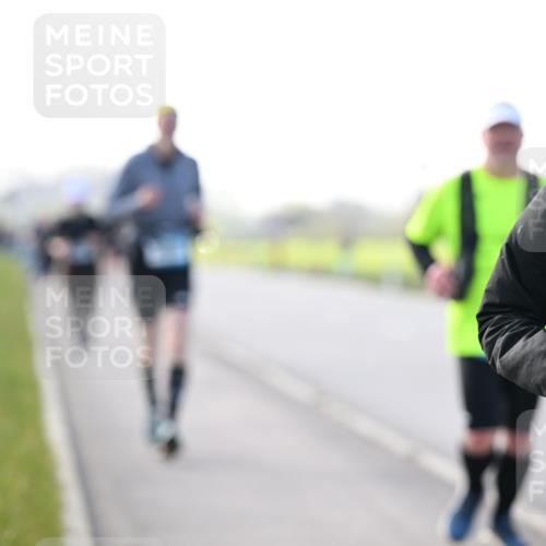 12.04.2026 - 45. Internationalen Wilhelmsburger Insellauf Dr. Thomas Lammeyer http://msf.ph/oto/9449343 12.04.2026 10:38:14 Laufen 45, 33 meine-sportfotos.de