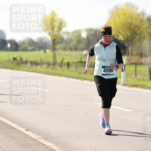 12.04.2026 - 45. Internationalen Wilhelmsburger Insellauf Dr. Thomas Lammeyer http://msf.ph/oto/9450291 12.04.2026 10:42:07 Laufen 4590 meine-sportfotos.de