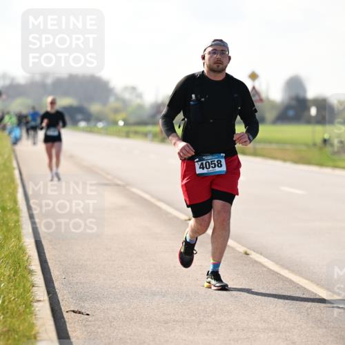 12.04.2026 - 45. Internationalen Wilhelmsburger Insellauf Dr. Thomas Lammeyer http://msf.ph/oto/9450337 12.04.2026 10:42:39 Laufen 4058 meine-sportfotos.de