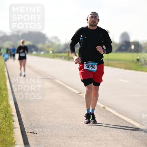 12.04.2026 - 45. Internationalen Wilhelmsburger Insellauf Dr. Thomas Lammeyer http://msf.ph/oto/9450338 12.04.2026 10:42:39 Laufen 4058 meine-sportfotos.de
