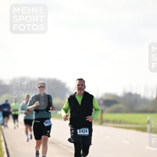 12.04.2026 - 45. Internationalen Wilhelmsburger Insellauf Dr. Thomas Lammeyer http://msf.ph/oto/9450385 12.04.2026 10:43:14 Laufen 2424 meine-sportfotos.de