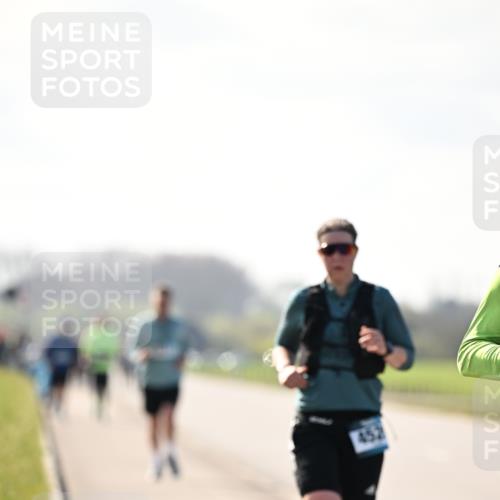 12.04.2026 - 45. Internationalen Wilhelmsburger Insellauf Dr. Thomas Lammeyer http://msf.ph/oto/9450405 12.04.2026 10:43:18 Laufen 452 meine-sportfotos.de