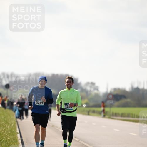 12.04.2026 - 45. Internationalen Wilhelmsburger Insellauf Dr. Thomas Lammeyer http://msf.ph/oto/9450443 12.04.2026 10:43:35 Laufen 2241, 2245 meine-sportfotos.de