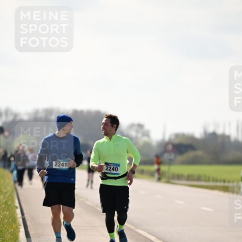 12.04.2026 - 45. Internationalen Wilhelmsburger Insellauf Dr. Thomas Lammeyer http://msf.ph/oto/9450452 12.04.2026 10:43:36 Laufen 2241, 2240 meine-sportfotos.de