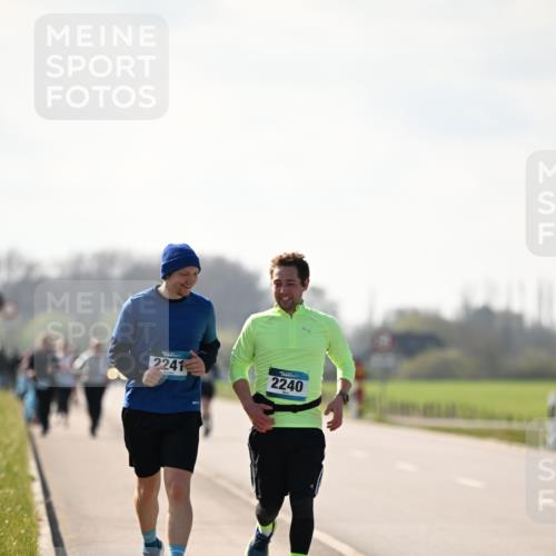 12.04.2026 - 45. Internationalen Wilhelmsburger Insellauf Dr. Thomas Lammeyer http://msf.ph/oto/9450460 12.04.2026 10:43:37 Laufen 2241, 2240 meine-sportfotos.de