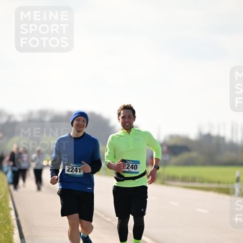 12.04.2026 - 45. Internationalen Wilhelmsburger Insellauf Dr. Thomas Lammeyer http://msf.ph/oto/9450465 12.04.2026 10:43:37 Laufen 2241, 2240 meine-sportfotos.de
