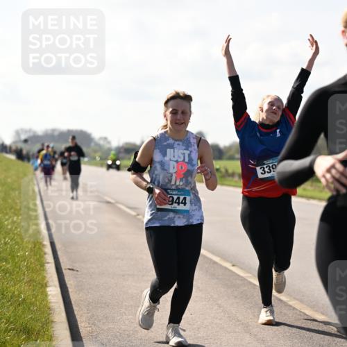 12.04.2026 - 45. Internationalen Wilhelmsburger Insellauf Dr. Thomas Lammeyer http://msf.ph/oto/9450537 12.04.2026 10:44:09 Laufen 339, 944, 3616 meine-sportfotos.de