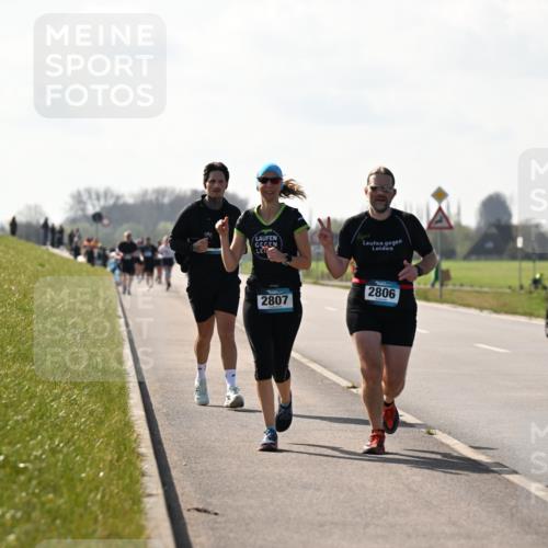 12.04.2026 - 45. Internationalen Wilhelmsburger Insellauf Dr. Thomas Lammeyer http://msf.ph/oto/9450589 12.04.2026 10:44:25 Laufen 2807, 2806, 348 meine-sportfotos.de
