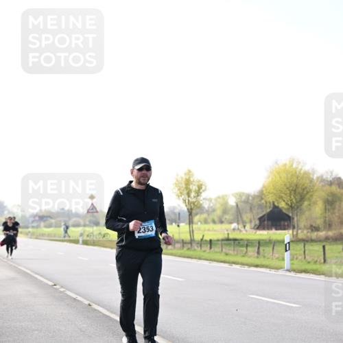 12.04.2026 - 45. Internationalen Wilhelmsburger Insellauf Dr. Thomas Lammeyer http://msf.ph/oto/9450688 12.04.2026 10:45:14 Laufen 2353 meine-sportfotos.de