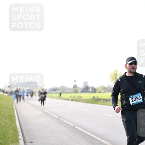 12.04.2026 - 45. Internationalen Wilhelmsburger Insellauf Dr. Thomas Lammeyer http://msf.ph/oto/9450698 12.04.2026 10:45:15 Laufen 2353 meine-sportfotos.de