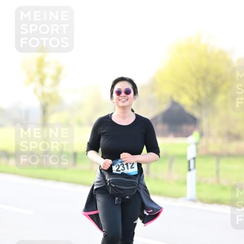 12.04.2026 - 45. Internationalen Wilhelmsburger Insellauf Dr. Thomas Lammeyer http://msf.ph/oto/9450709 12.04.2026 10:45:27 Laufen 2312 meine-sportfotos.de