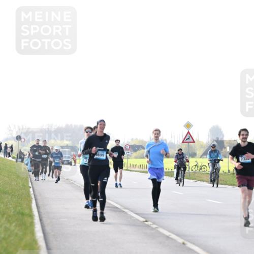 12.04.2026 - 45. Internationalen Wilhelmsburger Insellauf Dr. Thomas Lammeyer http://msf.ph/oto/9450718 12.04.2026 10:45:29 Laufen 3124, 503, 4699 meine-sportfotos.de