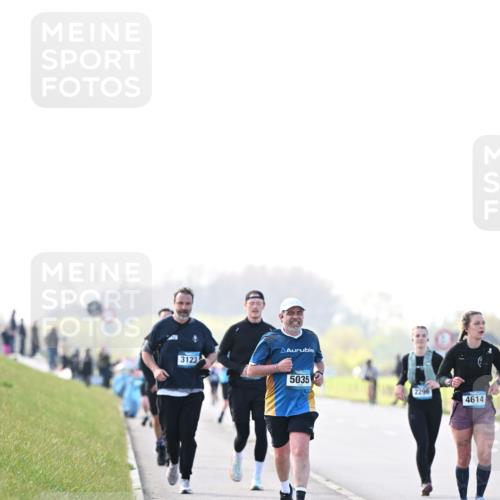 12.04.2026 - 45. Internationalen Wilhelmsburger Insellauf Dr. Thomas Lammeyer http://msf.ph/oto/9450743 12.04.2026 10:45:39 Laufen 3123, 5035, 2296, 4614 meine-sportfotos.de