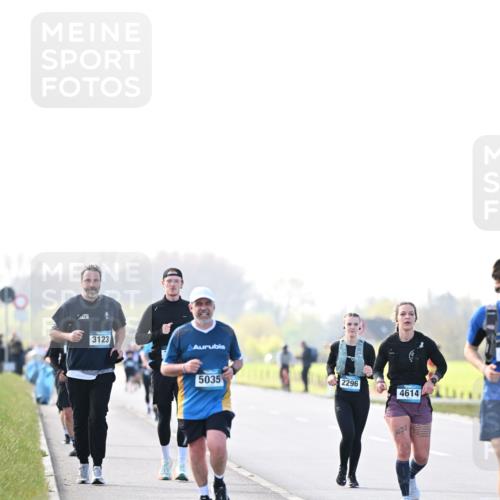 12.04.2026 - 45. Internationalen Wilhelmsburger Insellauf Dr. Thomas Lammeyer http://msf.ph/oto/9450748 12.04.2026 10:45:39 Laufen 3123, 5035, 2296, 4614 meine-sportfotos.de