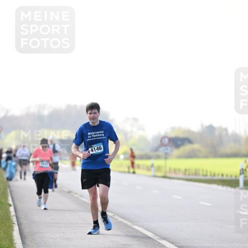 12.04.2026 - 45. Internationalen Wilhelmsburger Insellauf Dr. Thomas Lammeyer http://msf.ph/oto/9450809 12.04.2026 10:46:27 Laufen 4146, 05 meine-sportfotos.de