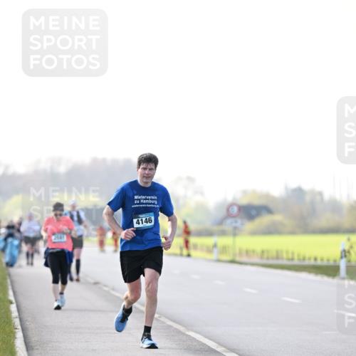 12.04.2026 - 45. Internationalen Wilhelmsburger Insellauf Dr. Thomas Lammeyer http://msf.ph/oto/9450811 12.04.2026 10:46:28 Laufen 4146 meine-sportfotos.de