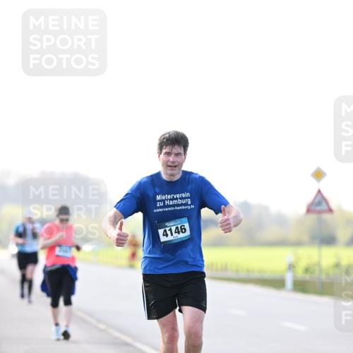 12.04.2026 - 45. Internationalen Wilhelmsburger Insellauf Dr. Thomas Lammeyer http://msf.ph/oto/9450821 12.04.2026 10:46:31 Laufen 4146 meine-sportfotos.de