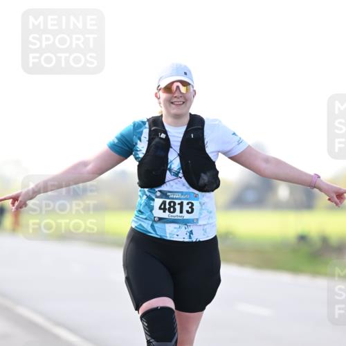 12.04.2026 - 45. Internationalen Wilhelmsburger Insellauf Dr. Thomas Lammeyer http://msf.ph/oto/9450878 12.04.2026 10:46:47 Laufen 45, 4813 meine-sportfotos.de