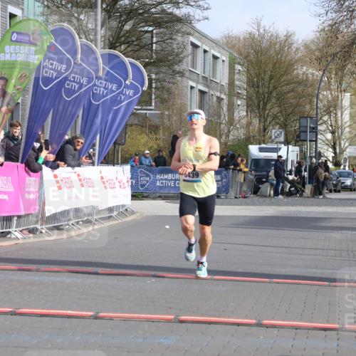 12.04.2026 - 45. Internationalen Wilhelmsburger Insellauf Strokosch-Dieckow http://msf.ph/oto/9450936 12.04.2026 10:07:31 Ziel 5439 meine-sportfotos.de
