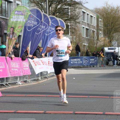 12.04.2026 - 45. Internationalen Wilhelmsburger Insellauf Strokosch-Dieckow http://msf.ph/oto/9450979 12.04.2026 10:07:56 Ziel 3645 meine-sportfotos.de