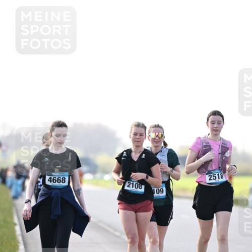 12.04.2026 - 45. Internationalen Wilhelmsburger Insellauf Dr. Thomas Lammeyer http://msf.ph/oto/9450993 12.04.2026 10:47:22 Laufen 4668, 2108, 2518, 109 meine-sportfotos.de