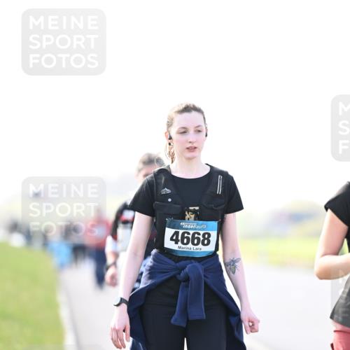 12.04.2026 - 45. Internationalen Wilhelmsburger Insellauf Dr. Thomas Lammeyer http://msf.ph/oto/9451028 12.04.2026 10:47:27 Laufen 4668 meine-sportfotos.de