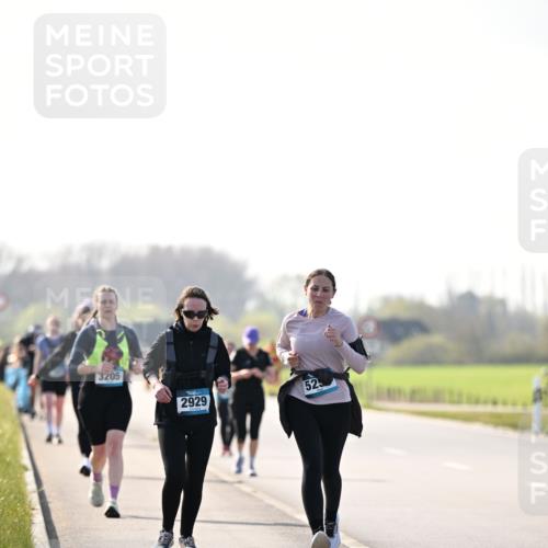 12.04.2026 - 45. Internationalen Wilhelmsburger Insellauf Dr. Thomas Lammeyer http://msf.ph/oto/9451145 12.04.2026 10:48:01 Laufen 3205, 2929, 525 meine-sportfotos.de