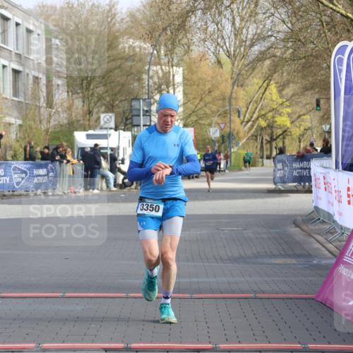 12.04.2026 - 45. Internationalen Wilhelmsburger Insellauf Strokosch-Dieckow http://msf.ph/oto/9451159 12.04.2026 10:10:12 Ziel 3350 meine-sportfotos.de