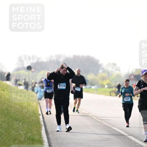 12.04.2026 - 45. Internationalen Wilhelmsburger Insellauf Dr. Thomas Lammeyer http://msf.ph/oto/9451195 12.04.2026 10:48:11 Laufen 3719, 2450 meine-sportfotos.de