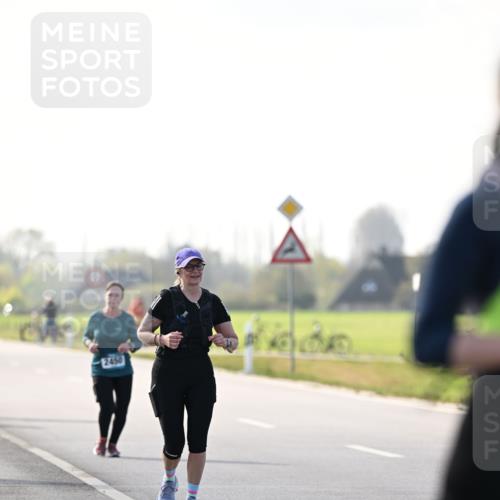 12.04.2026 - 45. Internationalen Wilhelmsburger Insellauf Dr. Thomas Lammeyer http://msf.ph/oto/9451200 12.04.2026 10:48:12 Laufen 2450 meine-sportfotos.de