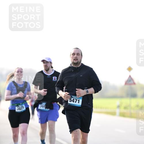 12.04.2026 - 45. Internationalen Wilhelmsburger Insellauf Dr. Thomas Lammeyer http://msf.ph/oto/9451226 12.04.2026 10:48:24 Laufen 3669, 369, 5471 meine-sportfotos.de