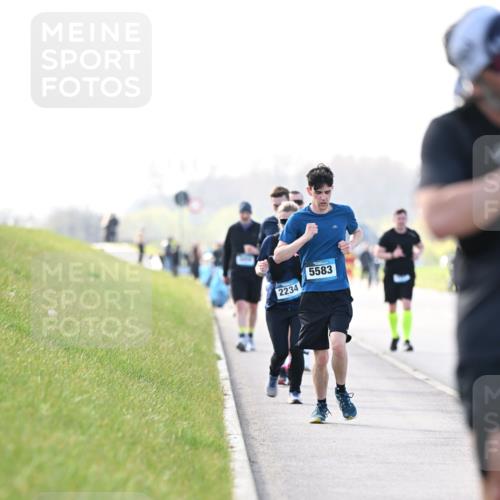 12.04.2026 - 45. Internationalen Wilhelmsburger Insellauf Dr. Thomas Lammeyer http://msf.ph/oto/9451270 12.04.2026 10:48:59 Laufen 2234, 5583 meine-sportfotos.de