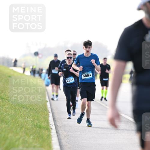 12.04.2026 - 45. Internationalen Wilhelmsburger Insellauf Dr. Thomas Lammeyer http://msf.ph/oto/9451279 12.04.2026 10:49:00 Laufen 2234, 5583 meine-sportfotos.de