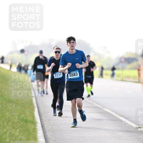12.04.2026 - 45. Internationalen Wilhelmsburger Insellauf Dr. Thomas Lammeyer http://msf.ph/oto/9451289 12.04.2026 10:49:01 Laufen 2234, 5583 meine-sportfotos.de