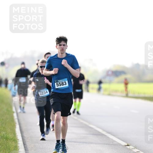 12.04.2026 - 45. Internationalen Wilhelmsburger Insellauf Dr. Thomas Lammeyer http://msf.ph/oto/9451300 12.04.2026 10:49:02 Laufen 2234, 5583 meine-sportfotos.de