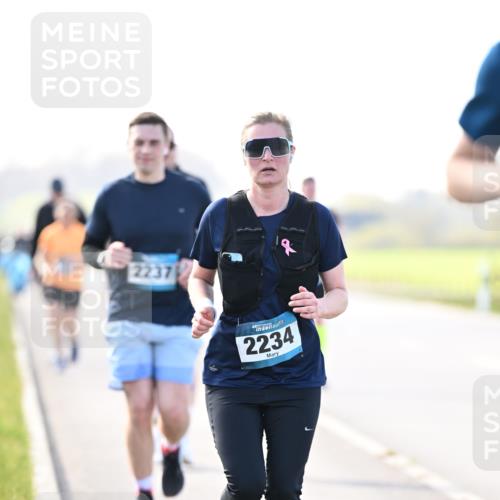12.04.2026 - 45. Internationalen Wilhelmsburger Insellauf Dr. Thomas Lammeyer http://msf.ph/oto/9451319 12.04.2026 10:49:07 Laufen 2237, 2234 meine-sportfotos.de