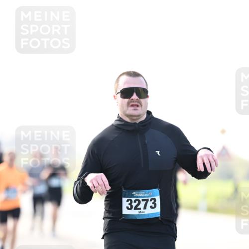 12.04.2026 - 45. Internationalen Wilhelmsburger Insellauf Dr. Thomas Lammeyer http://msf.ph/oto/9451344 12.04.2026 10:49:12 Laufen 3273 meine-sportfotos.de