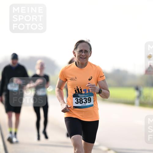 12.04.2026 - 45. Internationalen Wilhelmsburger Insellauf Dr. Thomas Lammeyer http://msf.ph/oto/9451371 12.04.2026 10:49:19 Laufen 45, 3839 meine-sportfotos.de