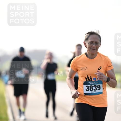 12.04.2026 - 45. Internationalen Wilhelmsburger Insellauf Dr. Thomas Lammeyer http://msf.ph/oto/9451378 12.04.2026 10:49:19 Laufen 45, 3839 meine-sportfotos.de