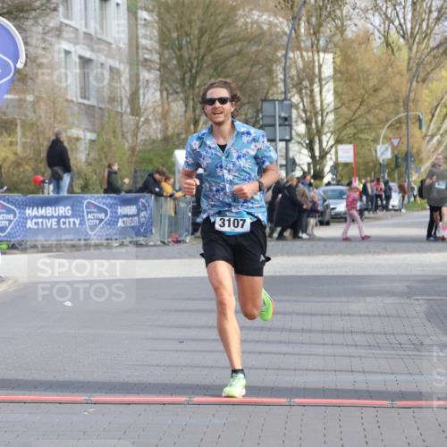 12.04.2026 - 45. Internationalen Wilhelmsburger Insellauf Strokosch-Dieckow http://msf.ph/oto/9451399 12.04.2026 10:11:14 Ziel 3107 meine-sportfotos.de