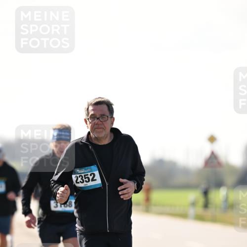 12.04.2026 - 45. Internationalen Wilhelmsburger Insellauf Dr. Thomas Lammeyer http://msf.ph/oto/9451430 12.04.2026 10:49:46 Laufen 3108, 2352 meine-sportfotos.de